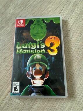 Luigis Mansion 3-Nintendo Switch-Original Package excellent condition like new